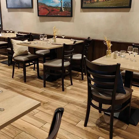 Le Pont Neuf Otel 2*