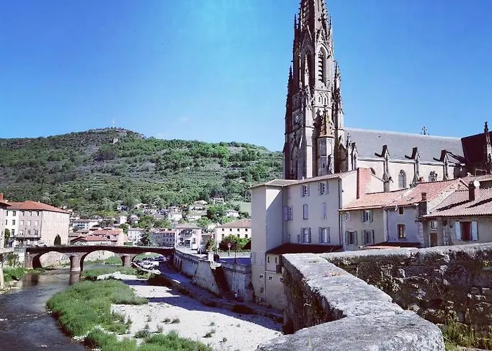 Le Pont Neuf 2* Saint-Affrique